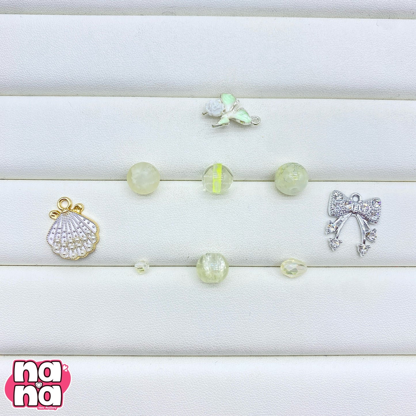 【A1204】瞳で抱いてて    高品質ガラス（10*10）