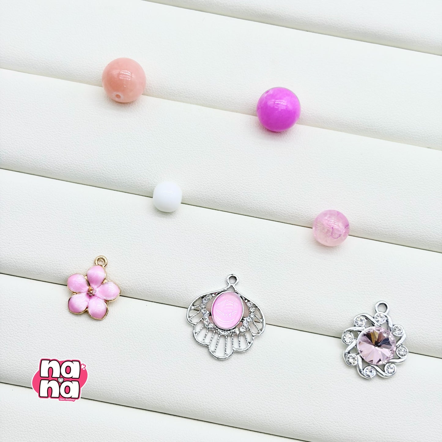 【Y1095】春のみのり  高品質クォーツ&ガラス（10*10）