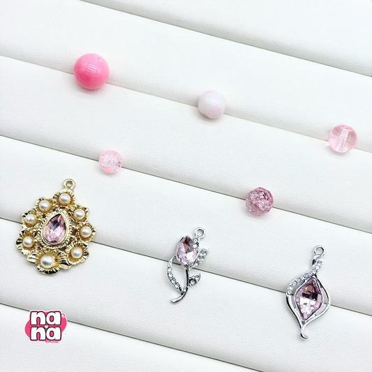 【Y1135】コスモス  高品質クォーツ&ガラス（10*10）