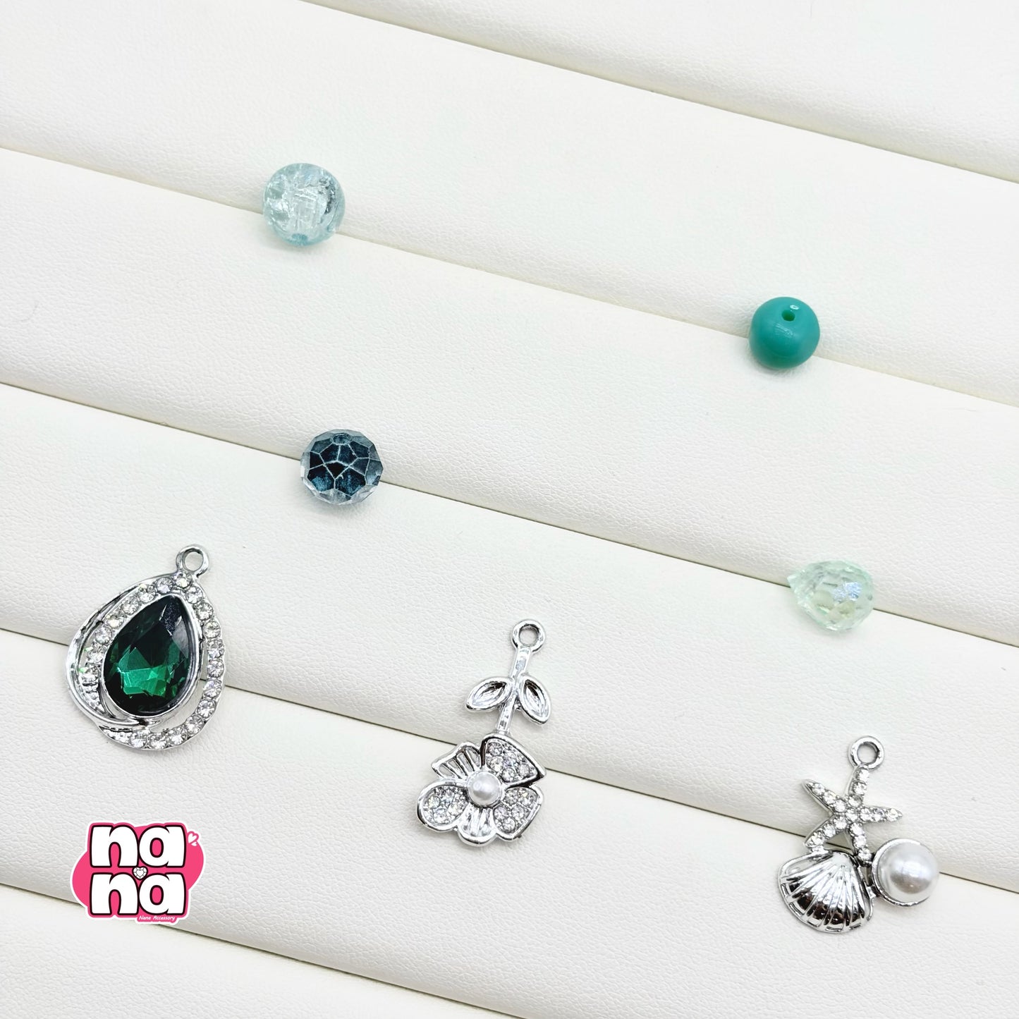 【Y1158】みなもに落ちる  高品質ガラス（10*10）