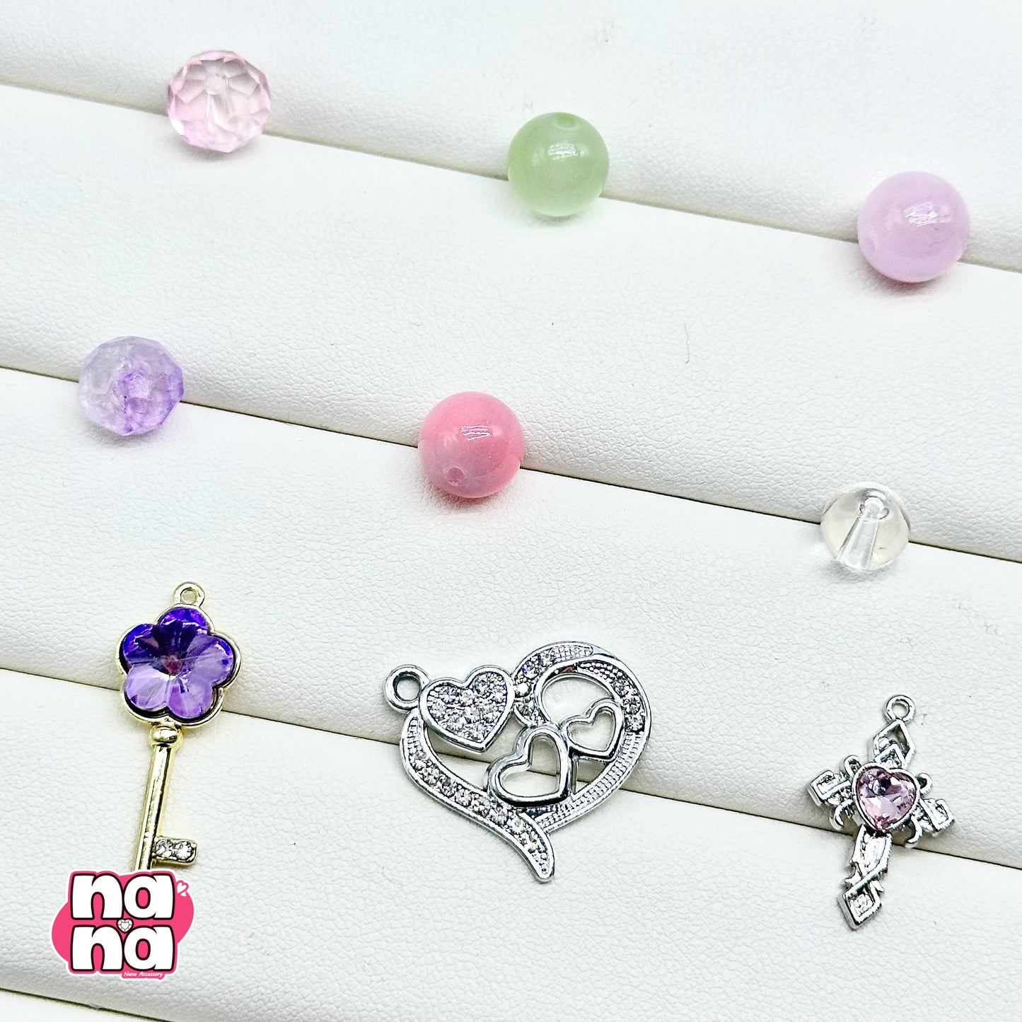 【Y1170】ラブストーリー  高品質キャッツアイ&ガラス（10*10）